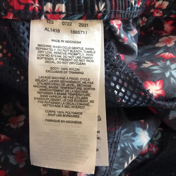 NEW Columbia Sandy River Printed Shorts. Small - Picture 9 of 9